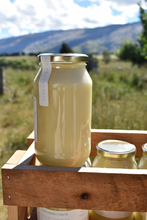 Load image into Gallery viewer, The honey crate single jar creamed honey in Middlemarch